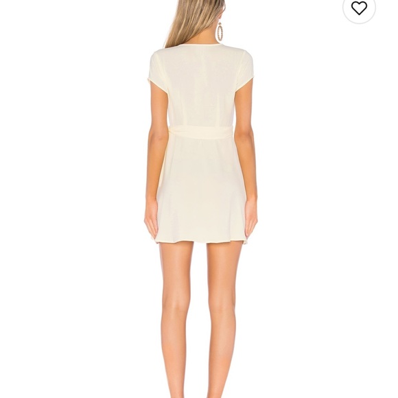 Pale yellow wrap dress - Picture 2 of 6